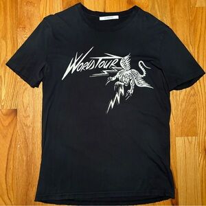 Givenchy Distressed World Tour Tshirt 🔥